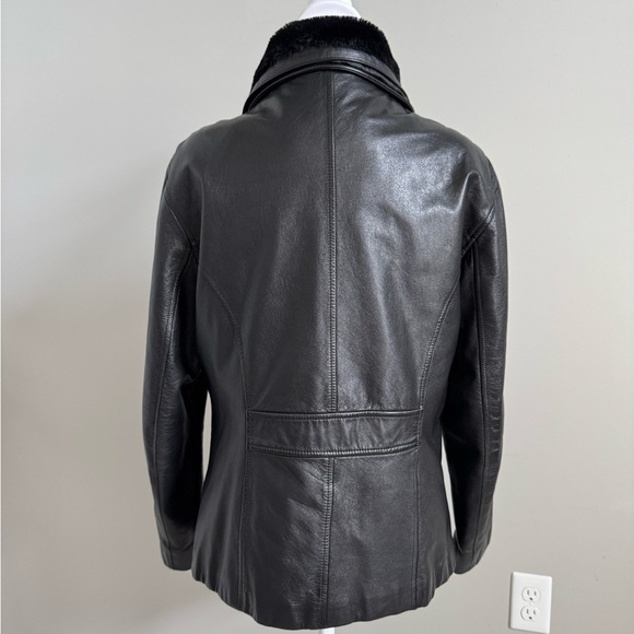 Wilson Black Leather Jacket with Removable Faux Fur Collar Y2K 90’s - Picture 4 of 10